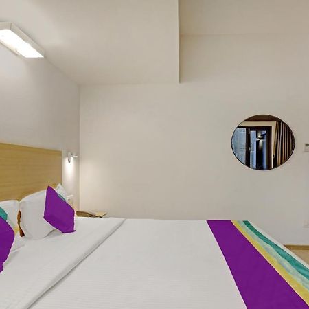 Hotel Itsy By Treebo - Vashistha Hyderabad Exterior foto