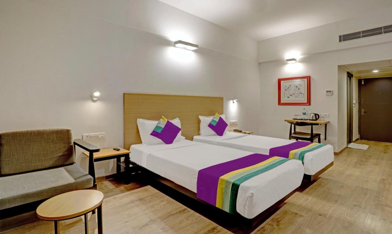 Hotel Itsy By Treebo - Vashistha Hyderabad Exterior foto